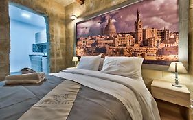 Laparelli Suite 1